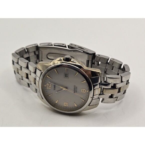 Timex Men's Analog Two Toned Stainless Steel Dress Watch. New Battery. - Picture 9 of 10